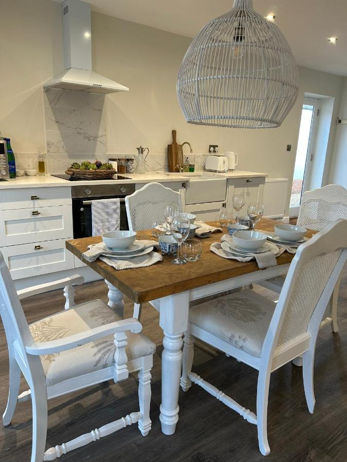 The Pelican Room-Converted Cart Lodge Near Airport Horsham St Faith Екстер'єр фото